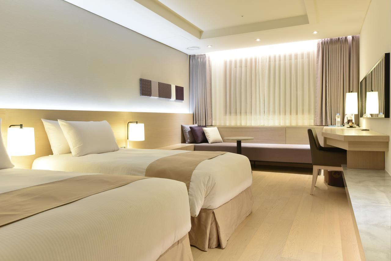 Pacific Hotel Seoul Exterior photo